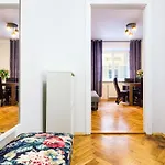 Cracwow St. Thomas Apartment